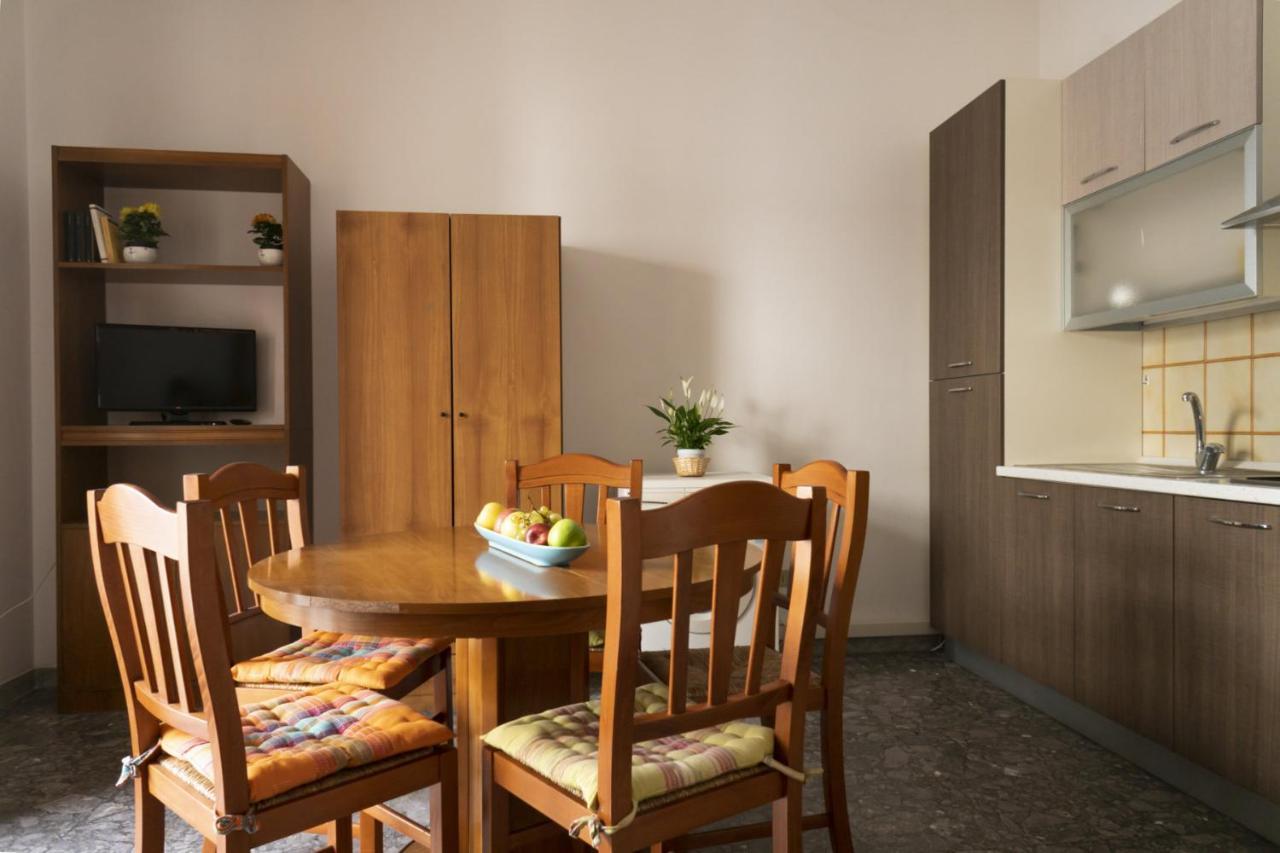 Dimora Del Corso Apartment เวียสเต ภายนอก รูปภาพ