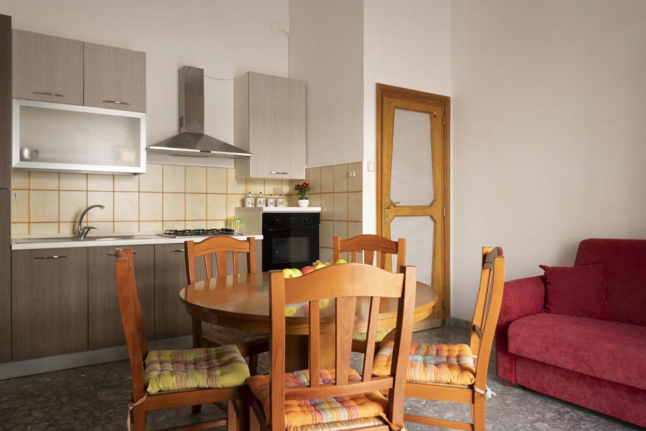 Dimora Del Corso Apartment เวียสเต ภายนอก รูปภาพ