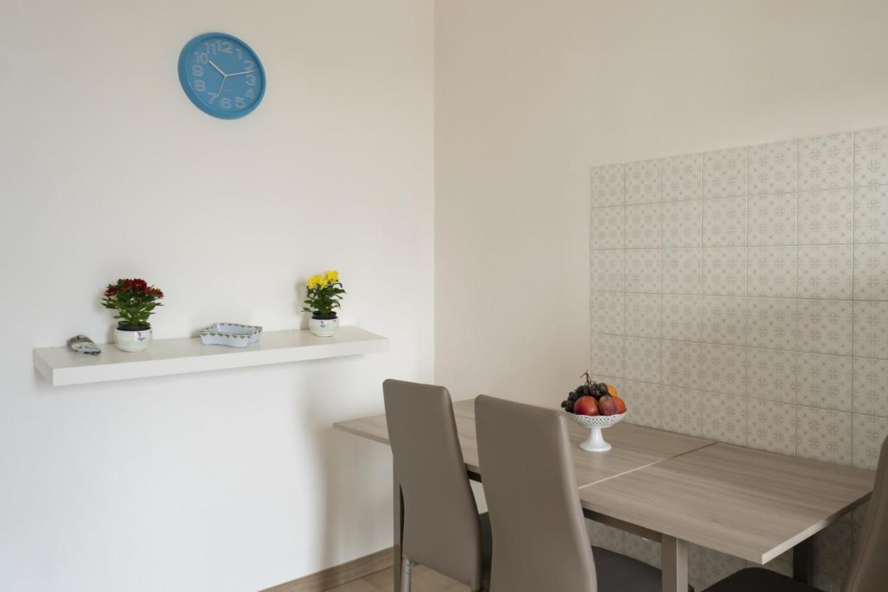 Dimora Del Corso Apartment เวียสเต ภายนอก รูปภาพ
